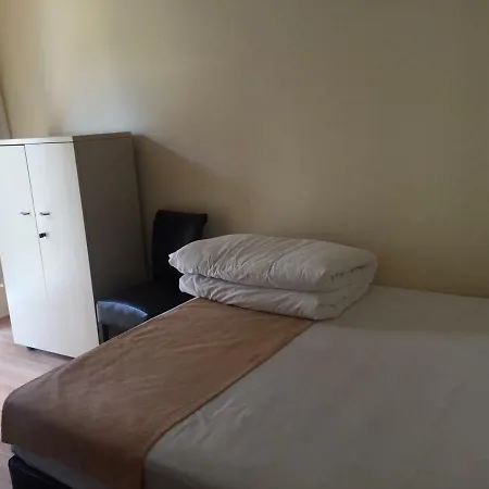 Kalpe Houses לינה וארוחת בוקר *
