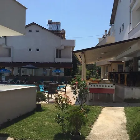 Kalpe Houses לינה וארוחת בוקר Kerpe