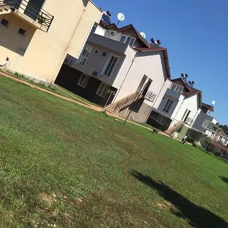 לינה וארוחת בוקר Kalpe Houses