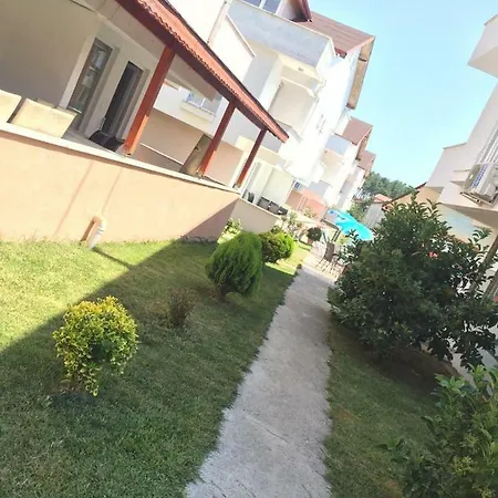 לינה וארוחת בוקר Kalpe Houses Kerpe